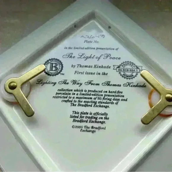 Thomas Kinkade First Edition Plate “A Light in the Dark” The Bradford Exchange - Picture 10 of 17